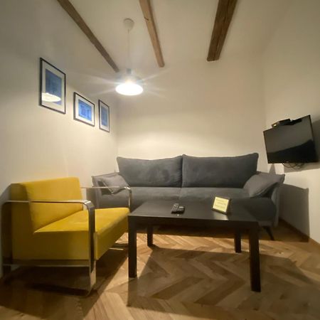 Historical Apartments V18 Kosice Luaran gambar