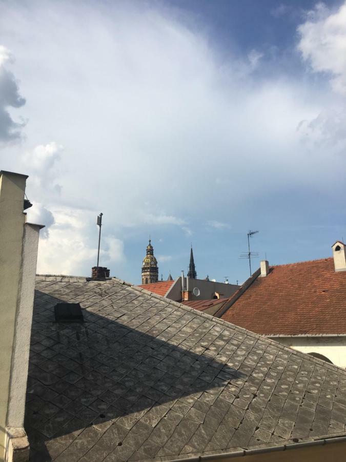 Historical Apartments V18 Kosice Luaran gambar